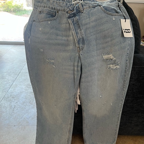 KBB by Kahlana Women's Light Blue Boyfriend 16 sold out online - Picture 4 of 5